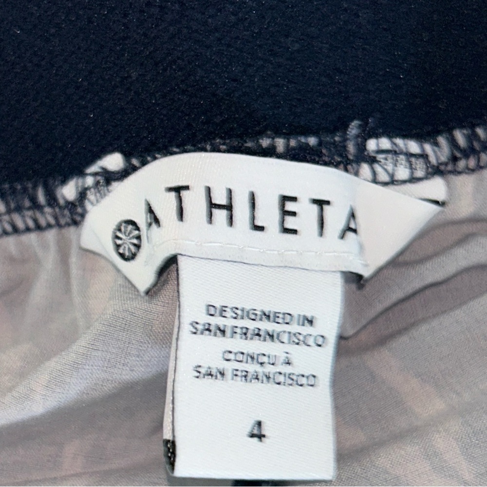 Athleta NWOT Printed Vienna Cargo Pant SIZE 4 - Picture 5 of 8